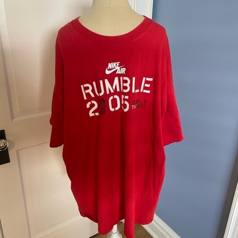 Vintage Nike Air Rumble in the Bronx 2005 T-Shirt - Picture 3 of 6